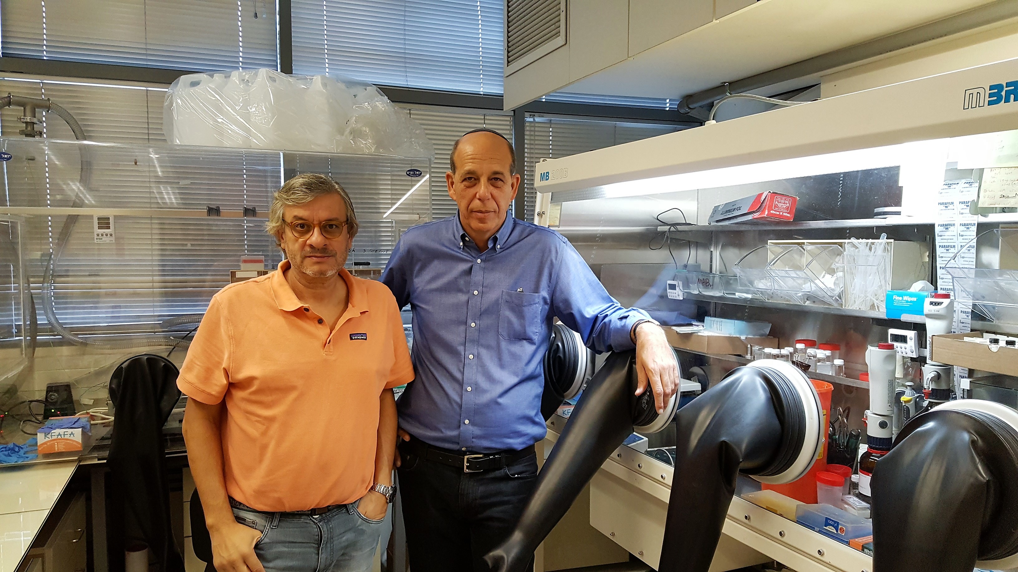 Prof. Bisquert y Prof. Zaban